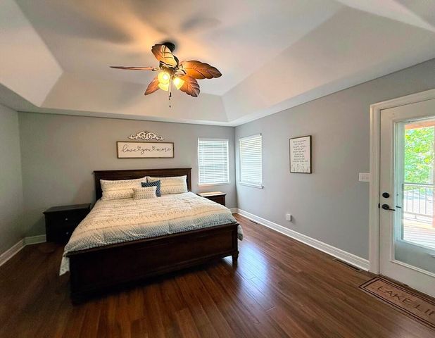 369 Crestview Drive, Ridgedale, MO 65739