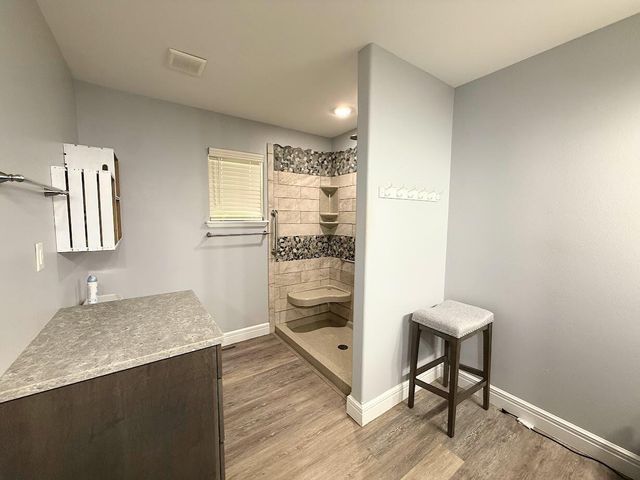 369 Crestview Drive, Ridgedale, MO 65739