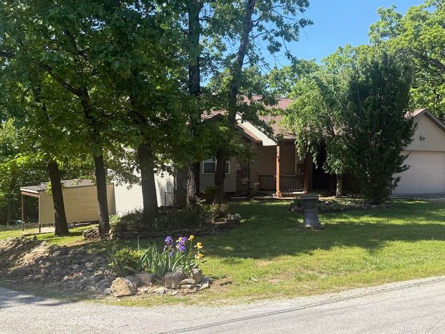 369 Crestview Drive, Ridgedale, MO 65739