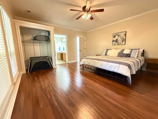 369 Crestview Drive, Ridgedale, MO 65739