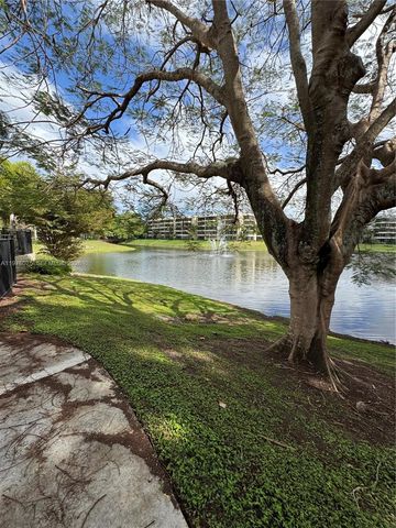 1825 Palm Cove Blvd 7-204, Delray Beach, FL 33445