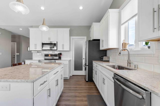 4500 Blue Stem Way, Moorhead, MN 56560