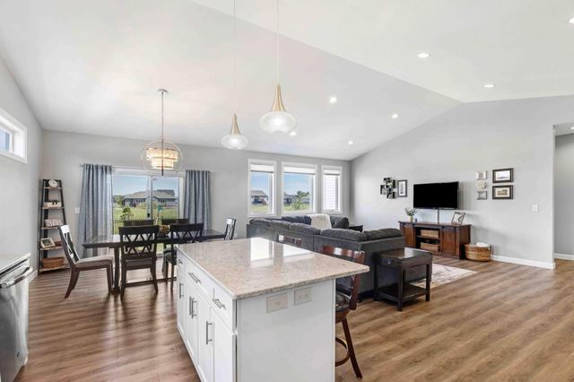4500 Blue Stem Way, Moorhead, MN 56560