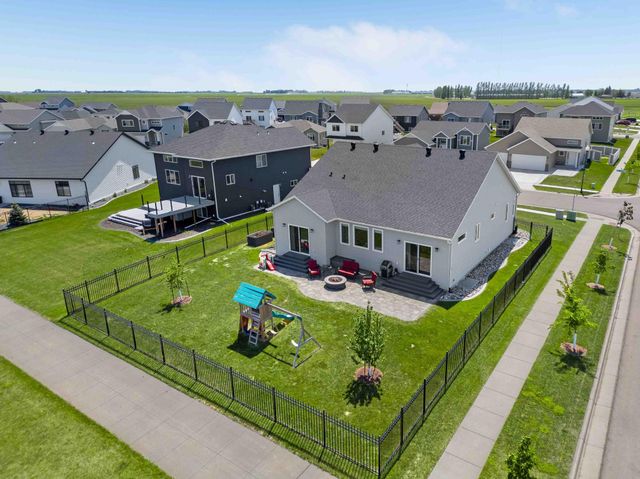 4500 Blue Stem Way, Moorhead, MN 56560