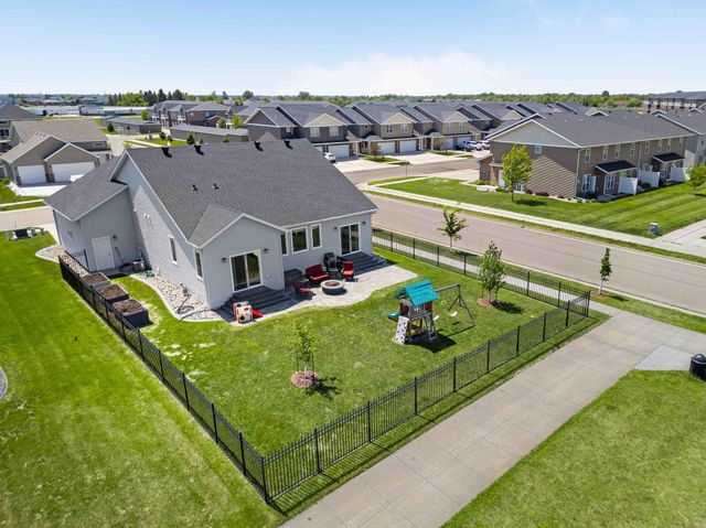 4500 Blue Stem Way, Moorhead, MN 56560