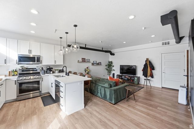 449 N BEAUMONT CT, Salt Lake City, UT 84116