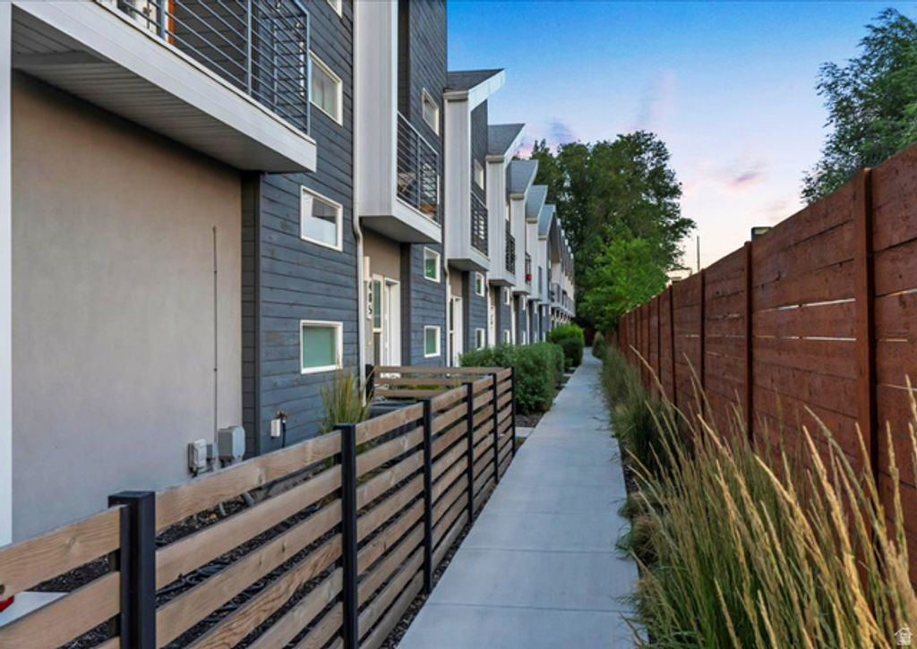 449 N BEAUMONT CT, Salt Lake City, UT 84116