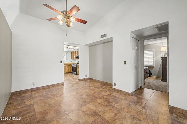 6116 W WILLOW Avenue, Glendale, AZ 85304