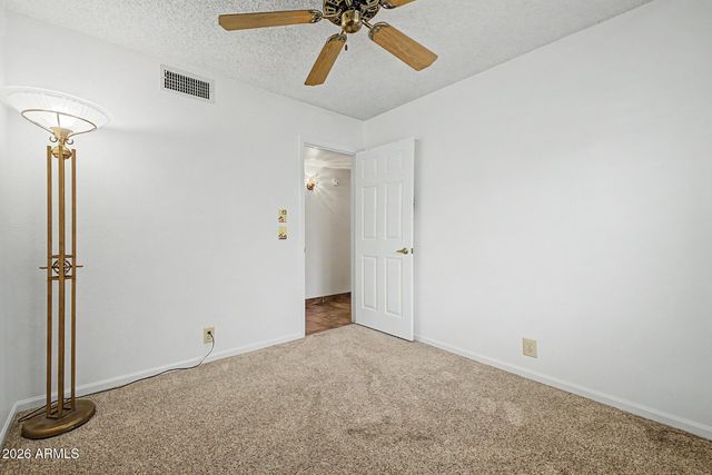 6116 W WILLOW Avenue, Glendale, AZ 85304