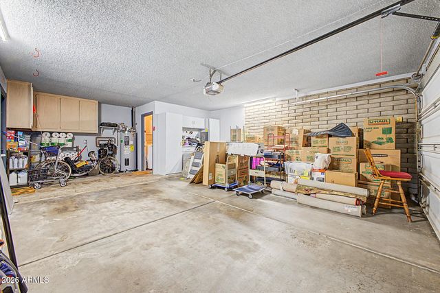 6116 W WILLOW Avenue, Glendale, AZ 85304