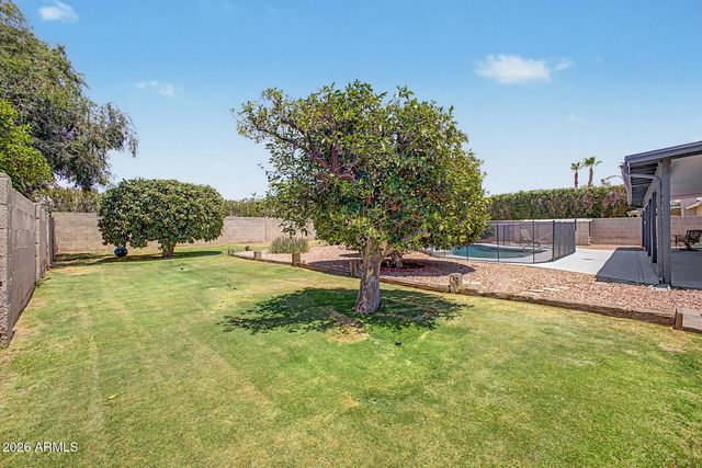 6116 W WILLOW Avenue, Glendale, AZ 85304