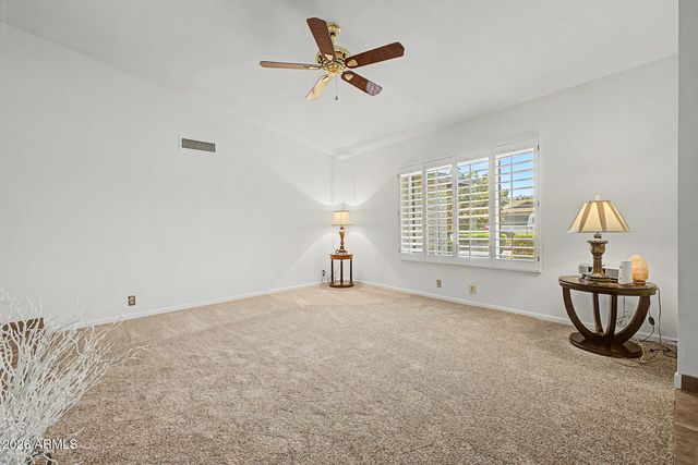 6116 W WILLOW Avenue, Glendale, AZ 85304
