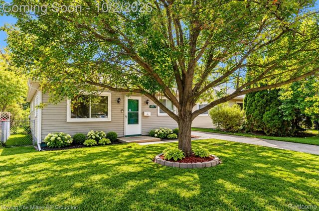 4717 Dudley Street, Dearborn Heights, MI 48125