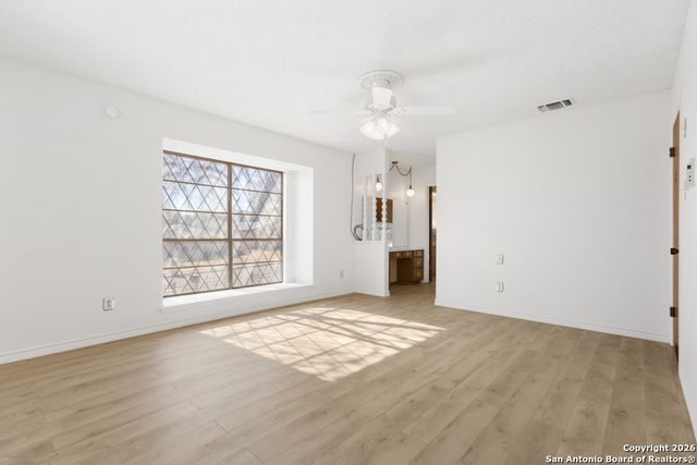 6107 Town Wood, San Antonio, TX 78238