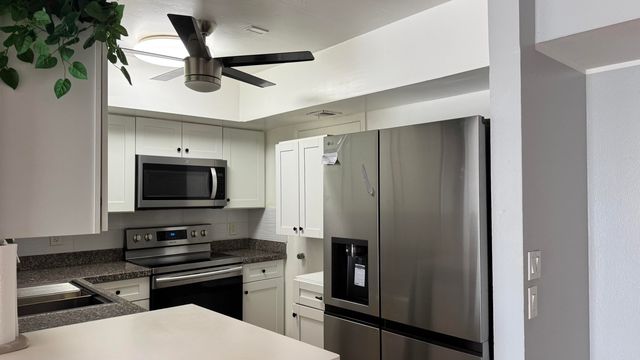 3701 JACKSON Street 409, Hollywood, FL 33021
