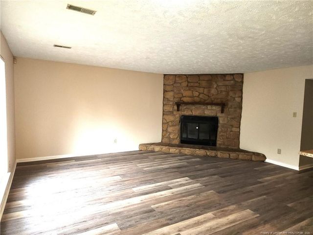 7062 Calamar Drive, Fayetteville, NC 28314