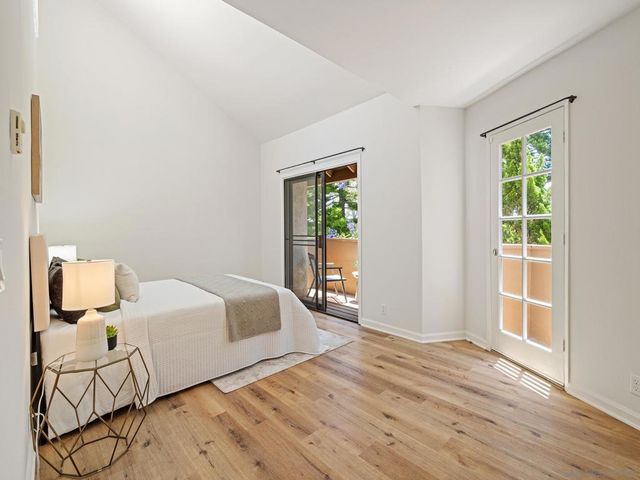 3250 Via Marin 4, La Jolla, CA 92037