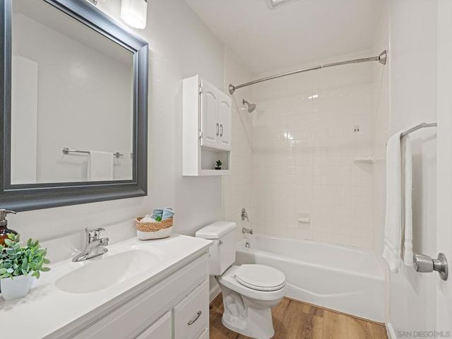 3250 Via Marin 4, La Jolla, CA 92037