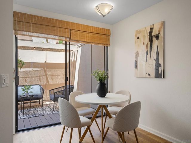 3250 Via Marin 4, La Jolla, CA 92037
