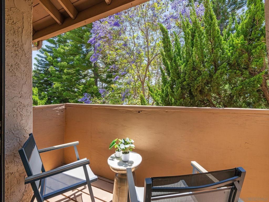 Image 20 of property listing at 3250 Via Marin 4, La Jolla, CA 92037