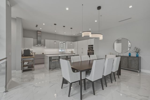 5 SE 11th Avenue, Fort Lauderdale, FL 33301