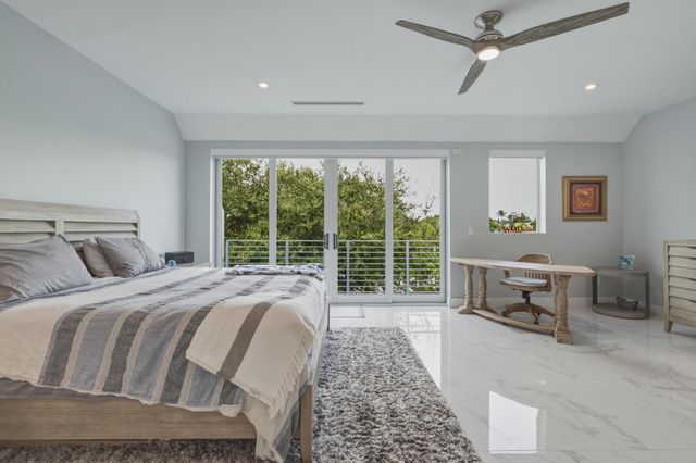 5 SE 11th Avenue, Fort Lauderdale, FL 33301