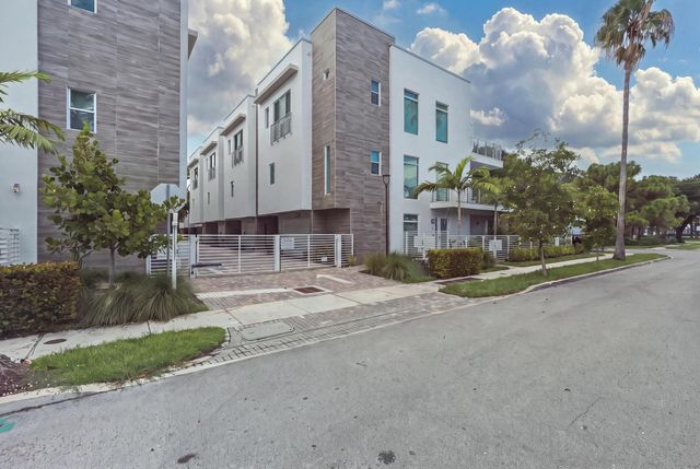 5 SE 11th Avenue, Fort Lauderdale, FL 33301