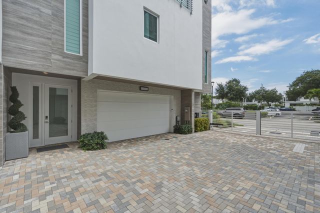 5 SE 11th Avenue, Fort Lauderdale, FL 33301