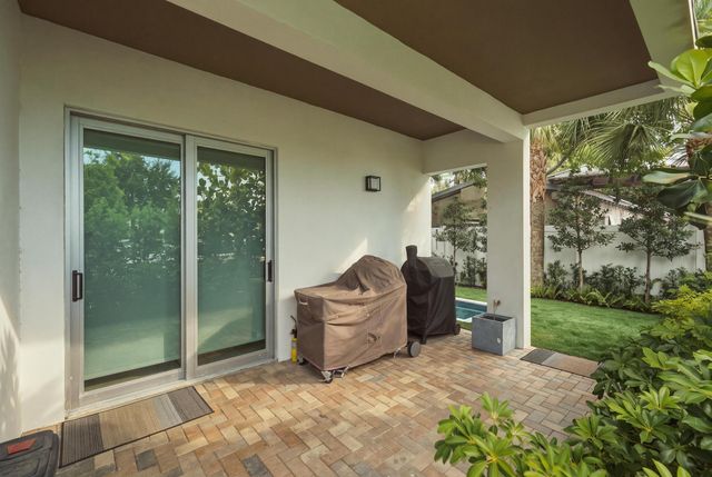 5 SE 11th Avenue, Fort Lauderdale, FL 33301