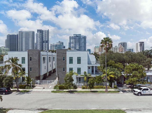 5 SE 11th Avenue, Fort Lauderdale, FL 33301