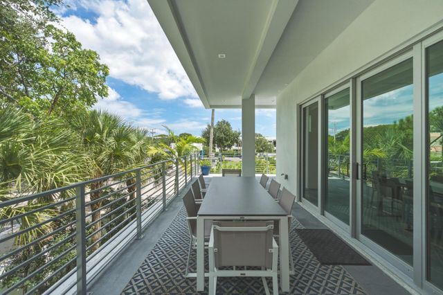 5 SE 11th Avenue, Fort Lauderdale, FL 33301