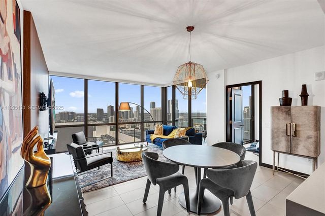 1600 NE 1st Ave 3420, Miami, FL 33132