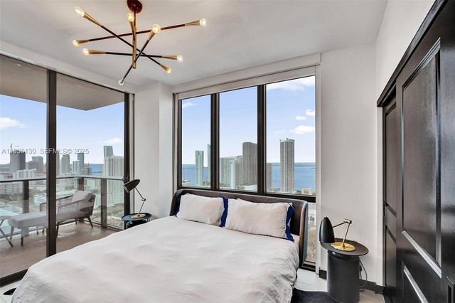 1600 NE 1st Ave 3420, Miami, FL 33132