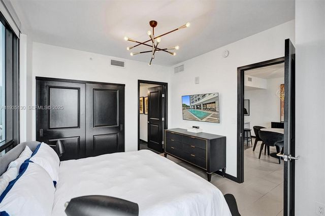 1600 NE 1st Ave 3420, Miami, FL 33132