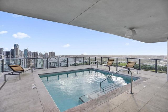 1600 NE 1st Ave 3420, Miami, FL 33132