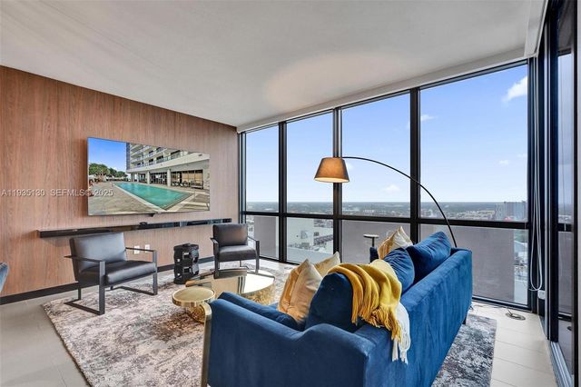 1600 NE 1st Ave 3420, Miami, FL 33132