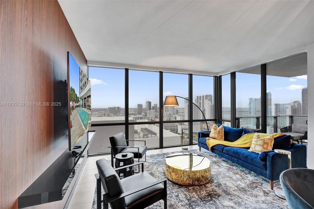 1600 NE 1st Ave 3420, Miami, FL 33132