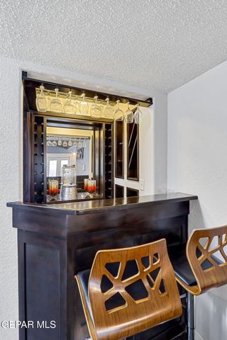 960 Warwick Road, El Paso, TX 79907