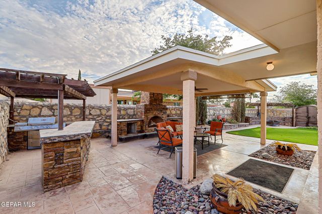 960 Warwick Road, El Paso, TX 79907