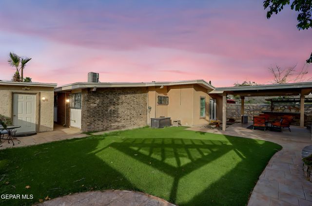 960 Warwick Road, El Paso, TX 79907