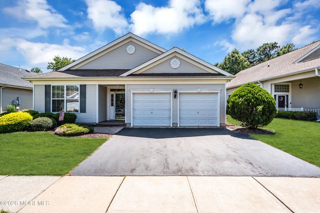11 Carlisle Drive, Jackson, NJ 08527
