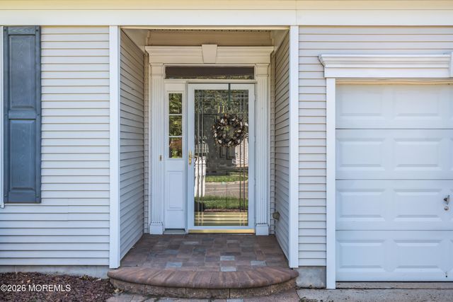 11 Carlisle Drive, Jackson, NJ 08527