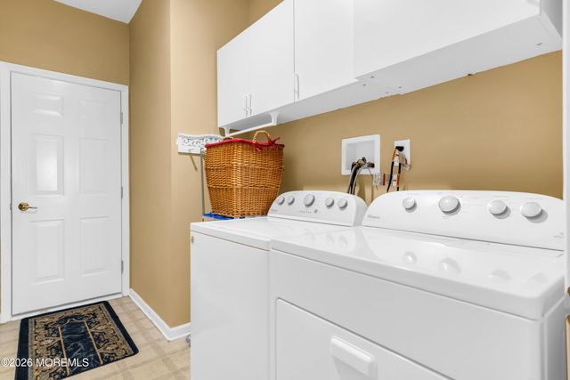11 Carlisle Drive, Jackson, NJ 08527
