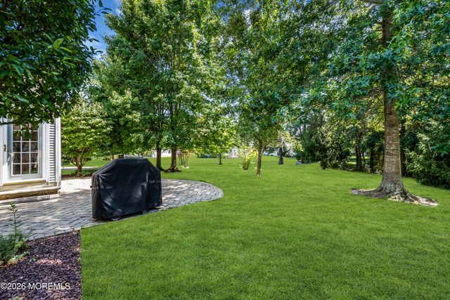 11 Carlisle Drive, Jackson, NJ 08527