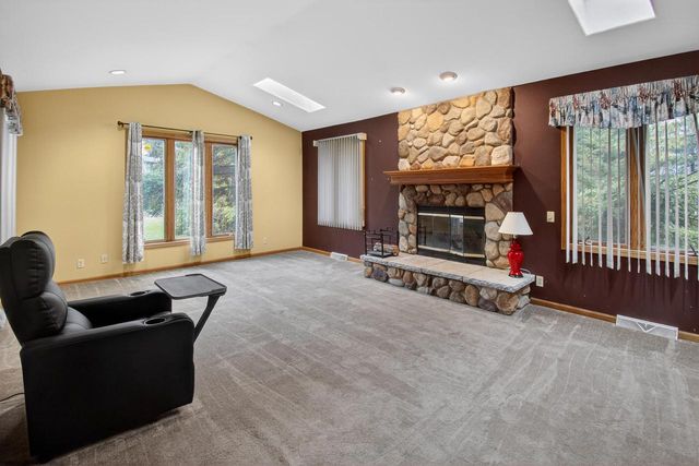 9934 28th AVENUE, Pleasant Prairie, WI 53158