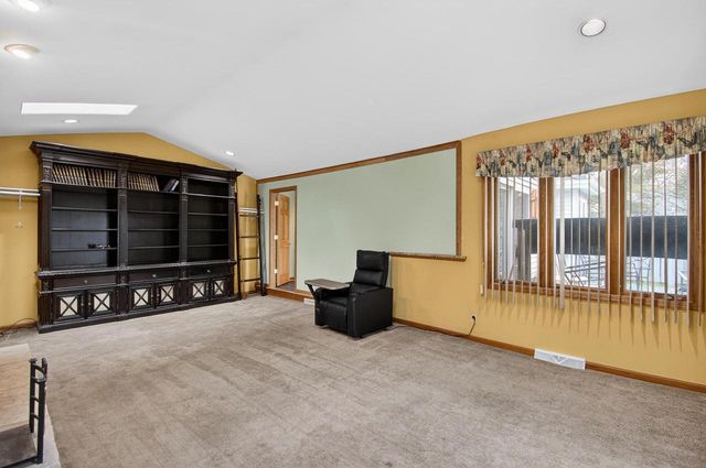 9934 28th AVENUE, Pleasant Prairie, WI 53158