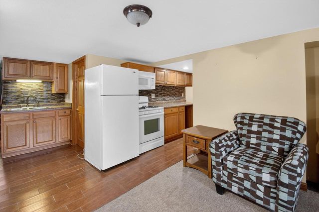 9934 28th AVENUE, Pleasant Prairie, WI 53158