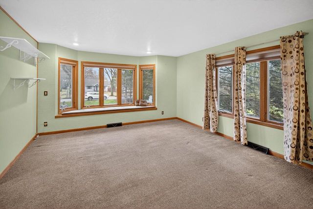 9934 28th AVENUE, Pleasant Prairie, WI 53158