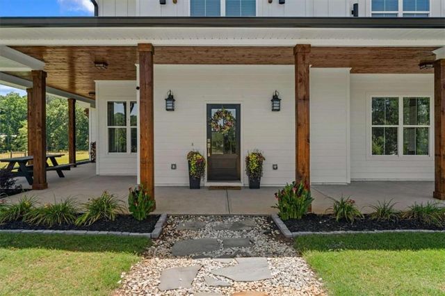 2219 Oak Grove Church Road, Carrollton, GA 30117