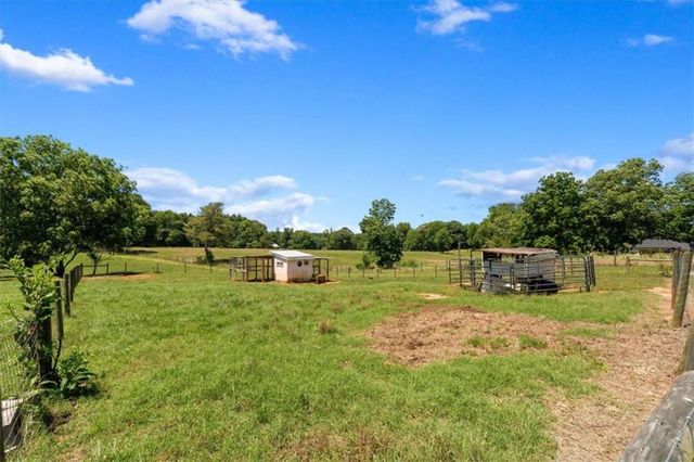 2219 Oak Grove Church Road, Carrollton, GA 30117